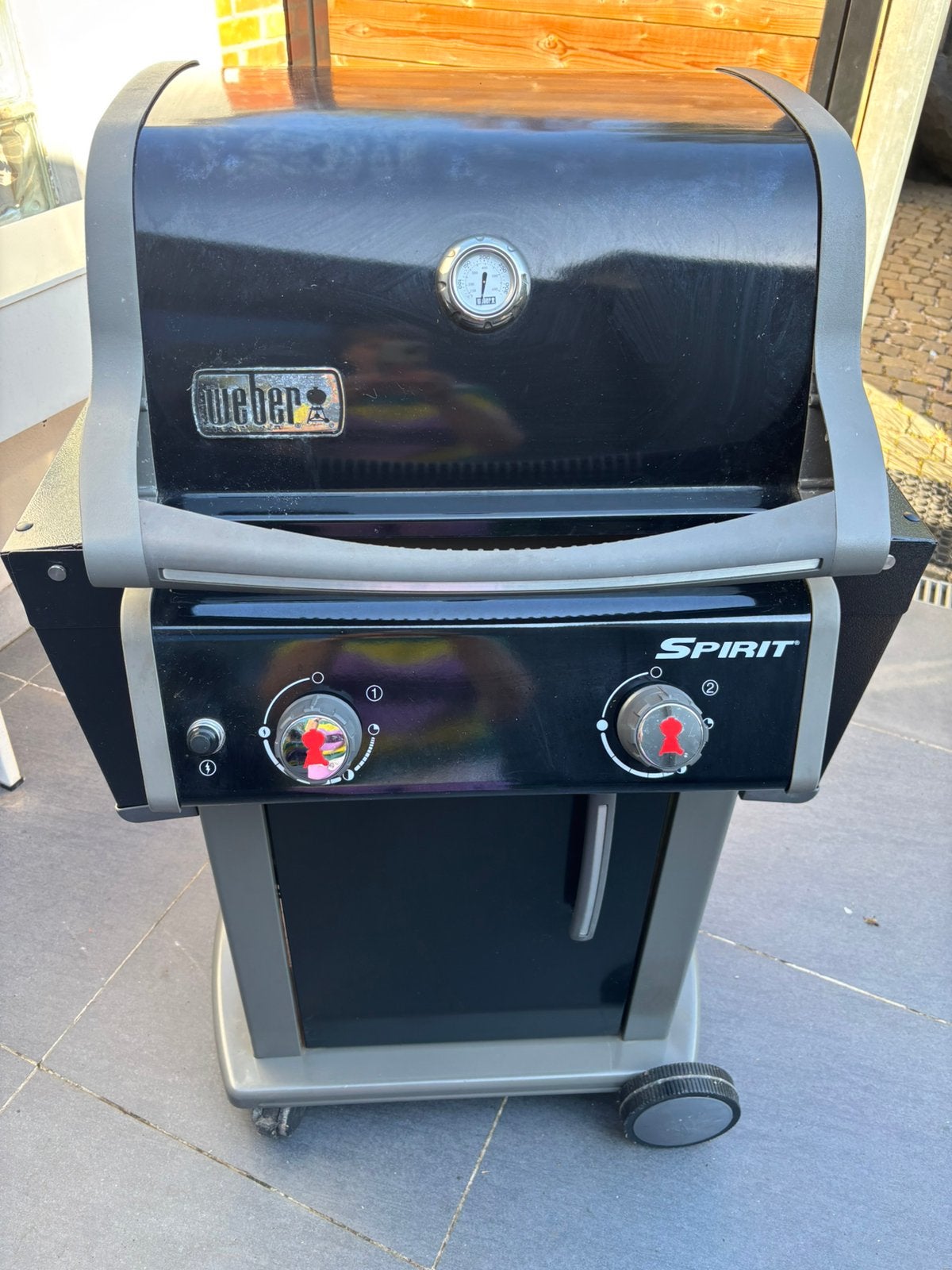 BBQ, Ophalen, Zo goed als nieuw
