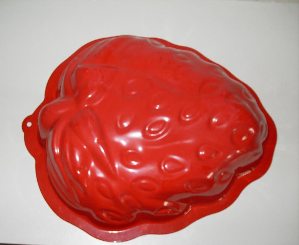 Moules format fraise, Ophalen, Zo goed als nieuw, Rood, Metaal
