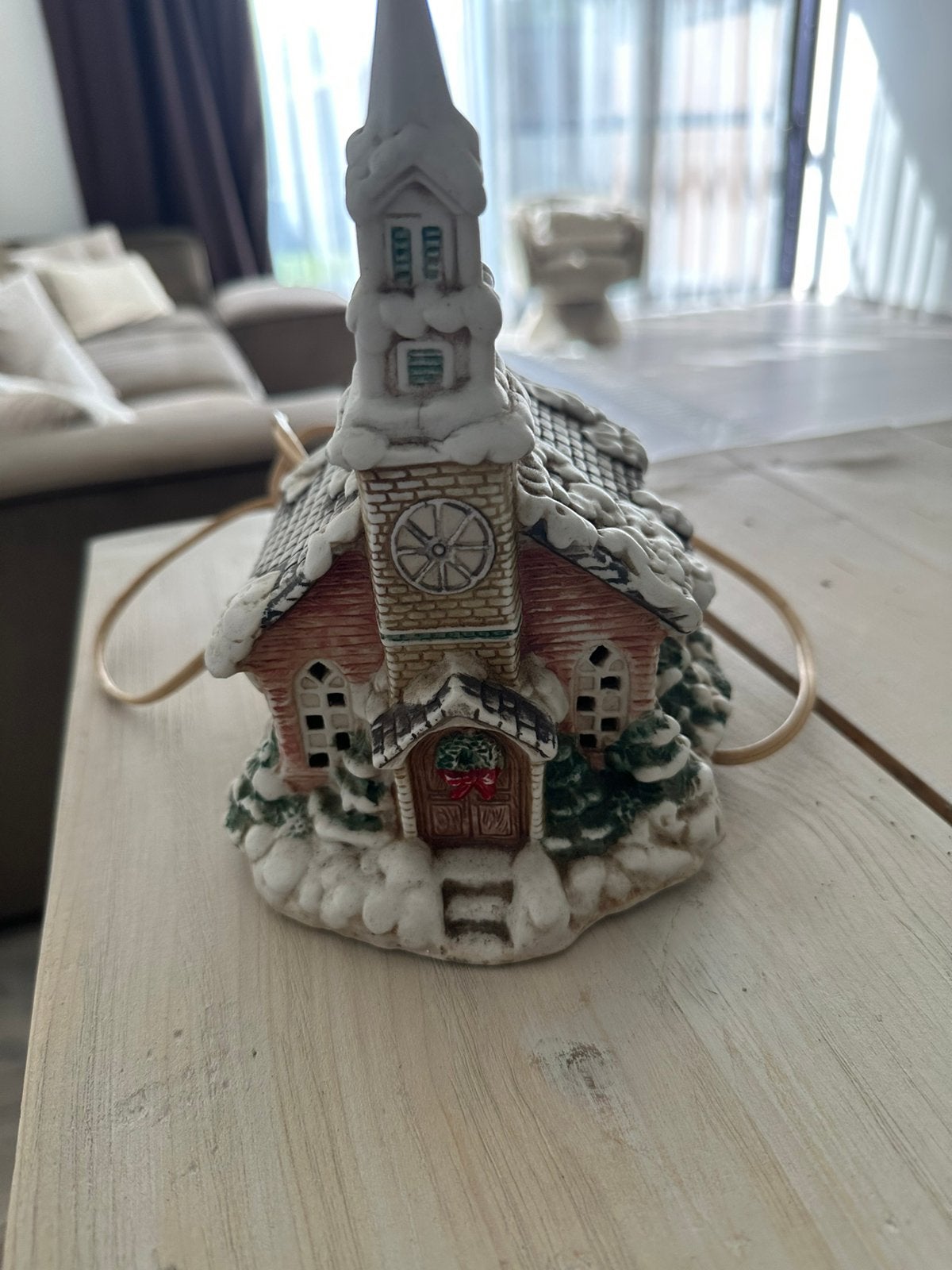 Église de Noël nostalgique en céramique avec lumières, Enlèvement ou Envoi