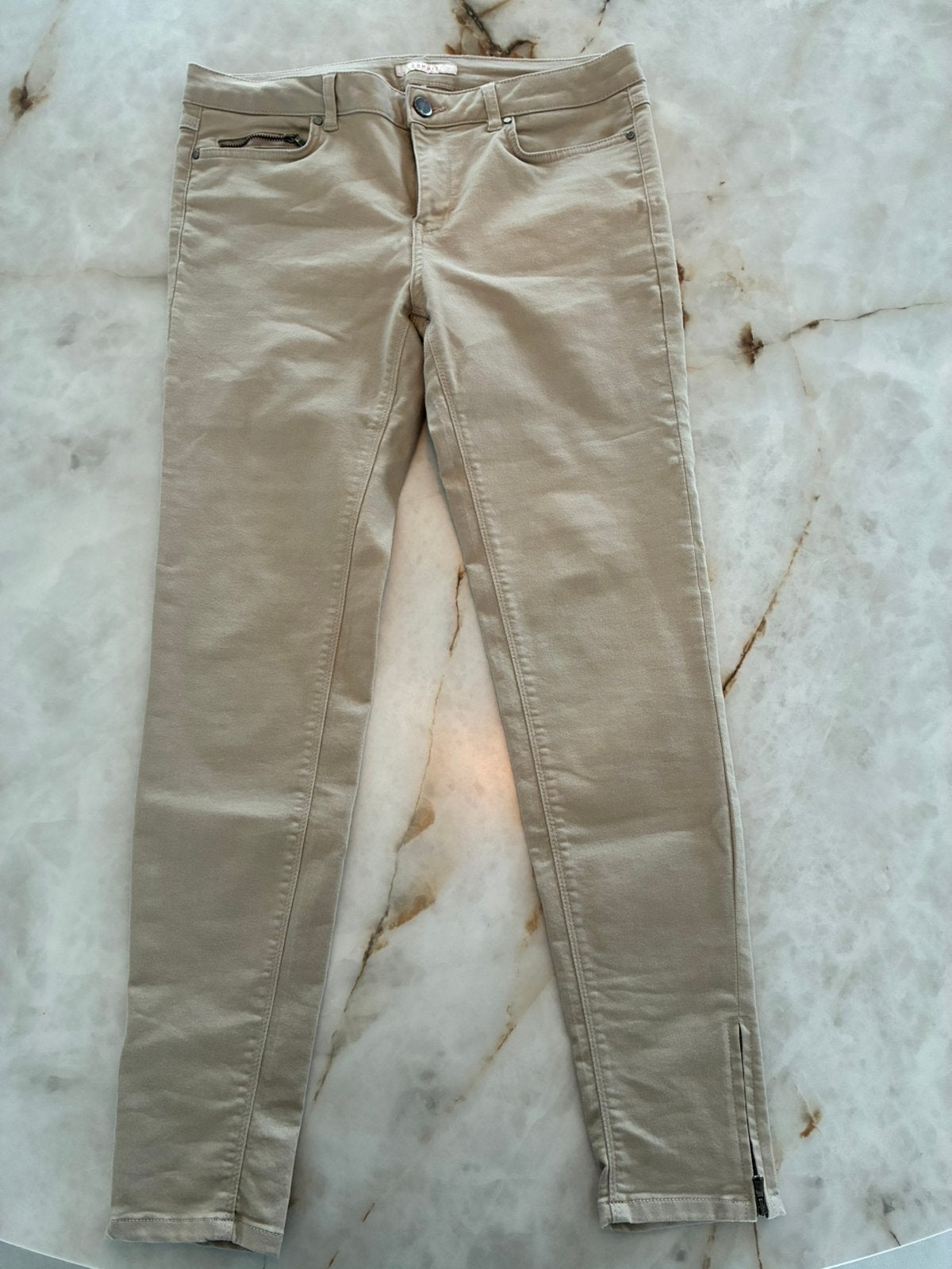 Esprit broek maat 28, Enlèvement ou Envoi, Comme neuf
