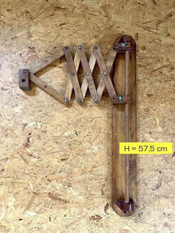 Oude houten wandlamp in industriële stijl, Huis en Inrichting, Gebruikt, Overige fittingen, Ophalen of Verzenden, Wandlamp