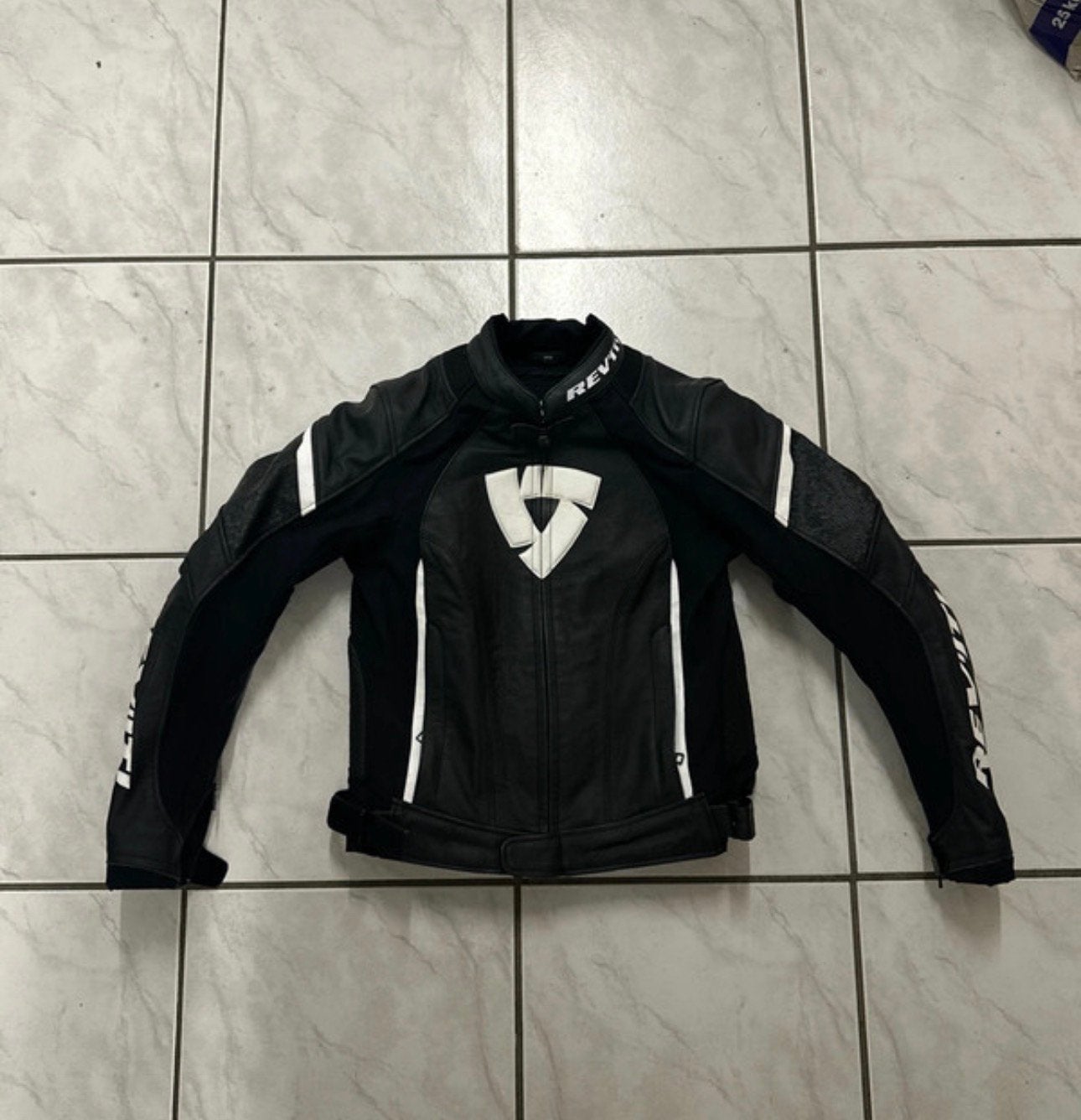 Vest Revit met elleboog en schouder bescherming maat 40 = S, Motoren, Kleding | Motorkleding, Ophalen, Nieuw zonder kaartje, Dames