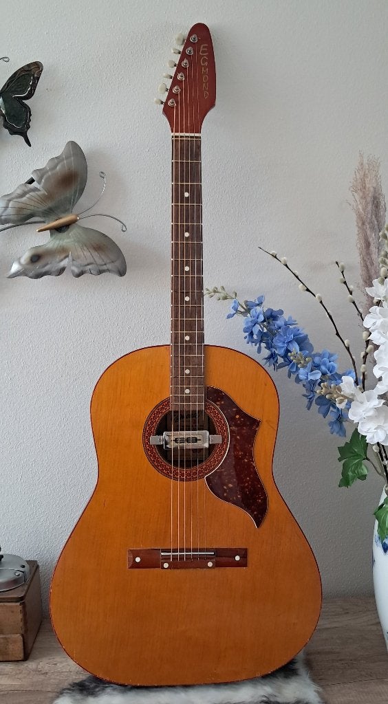 Guitare semi-acoustique de fabrication néerlandaise, 1960, Enlèvement ou Envoi, Utilisé, Guitare Western ou Guitare Folk