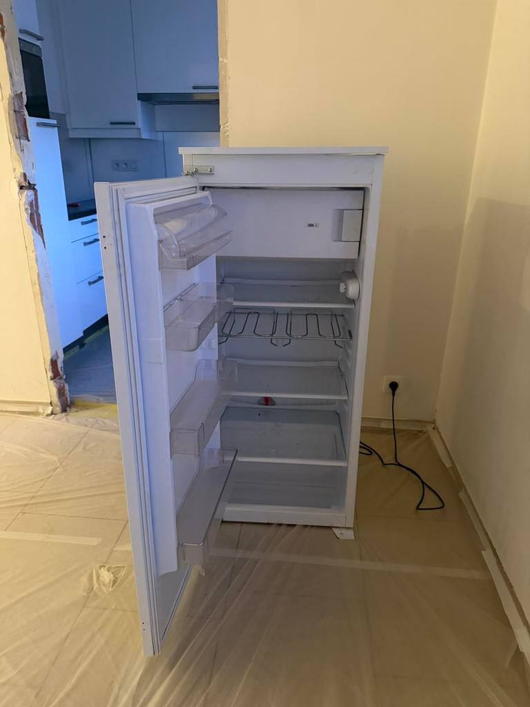 Koelkast te koop, Elektronische apparatuur, Koelkasten en IJskasten, Ophalen of Verzenden, Zo goed als nieuw