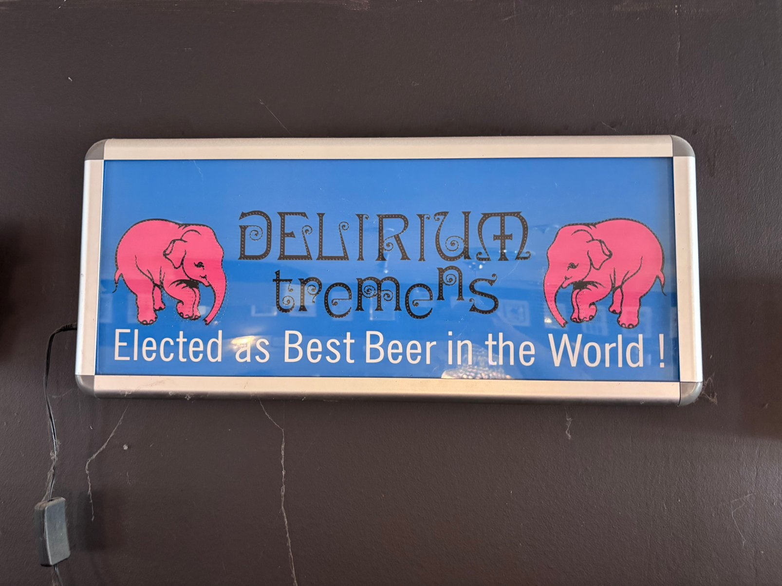 delirium led antiek, Ophalen