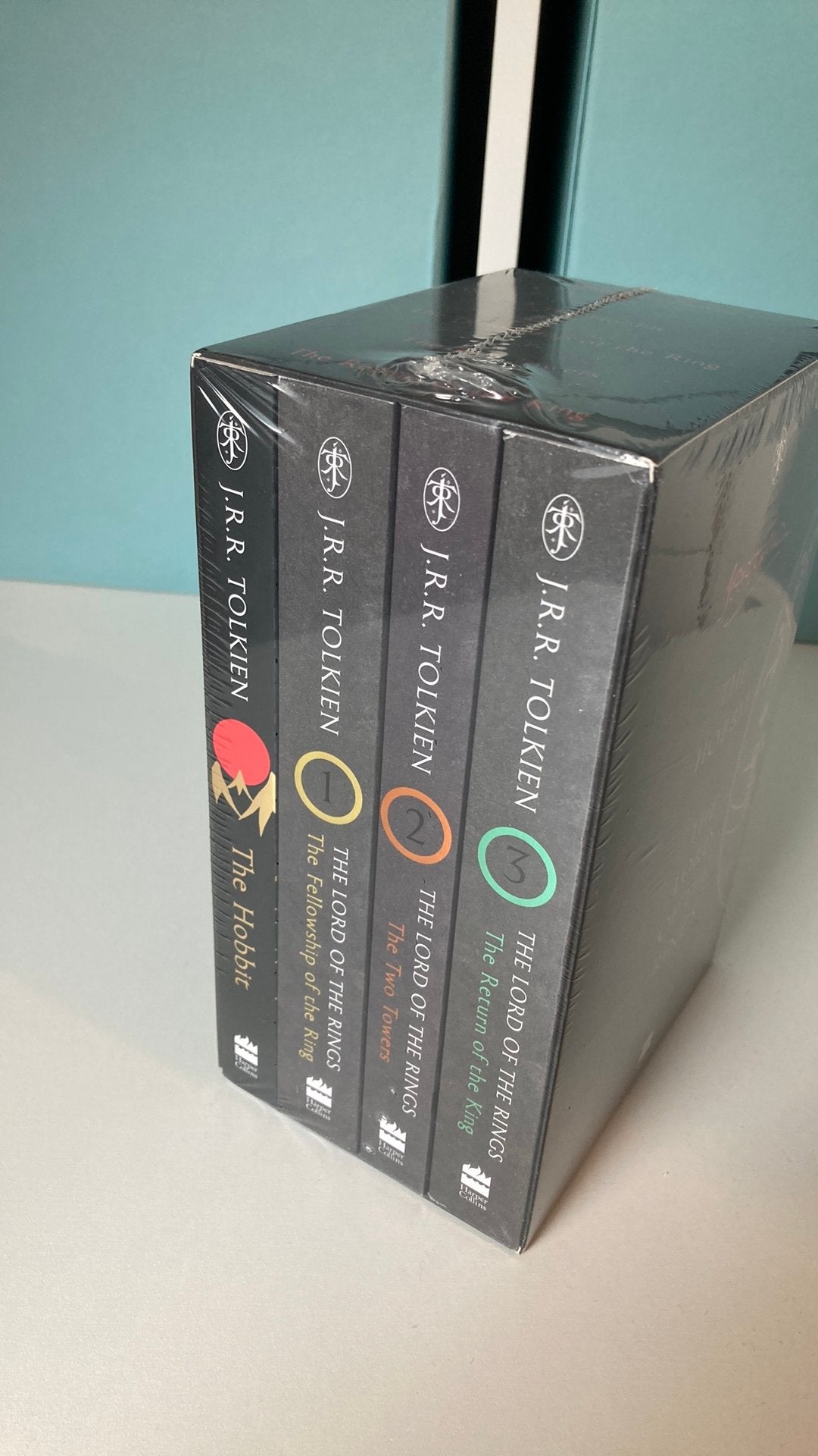 The hobbit lord of the rings box tolkien, Ophalen of Verzenden, Zo goed als nieuw