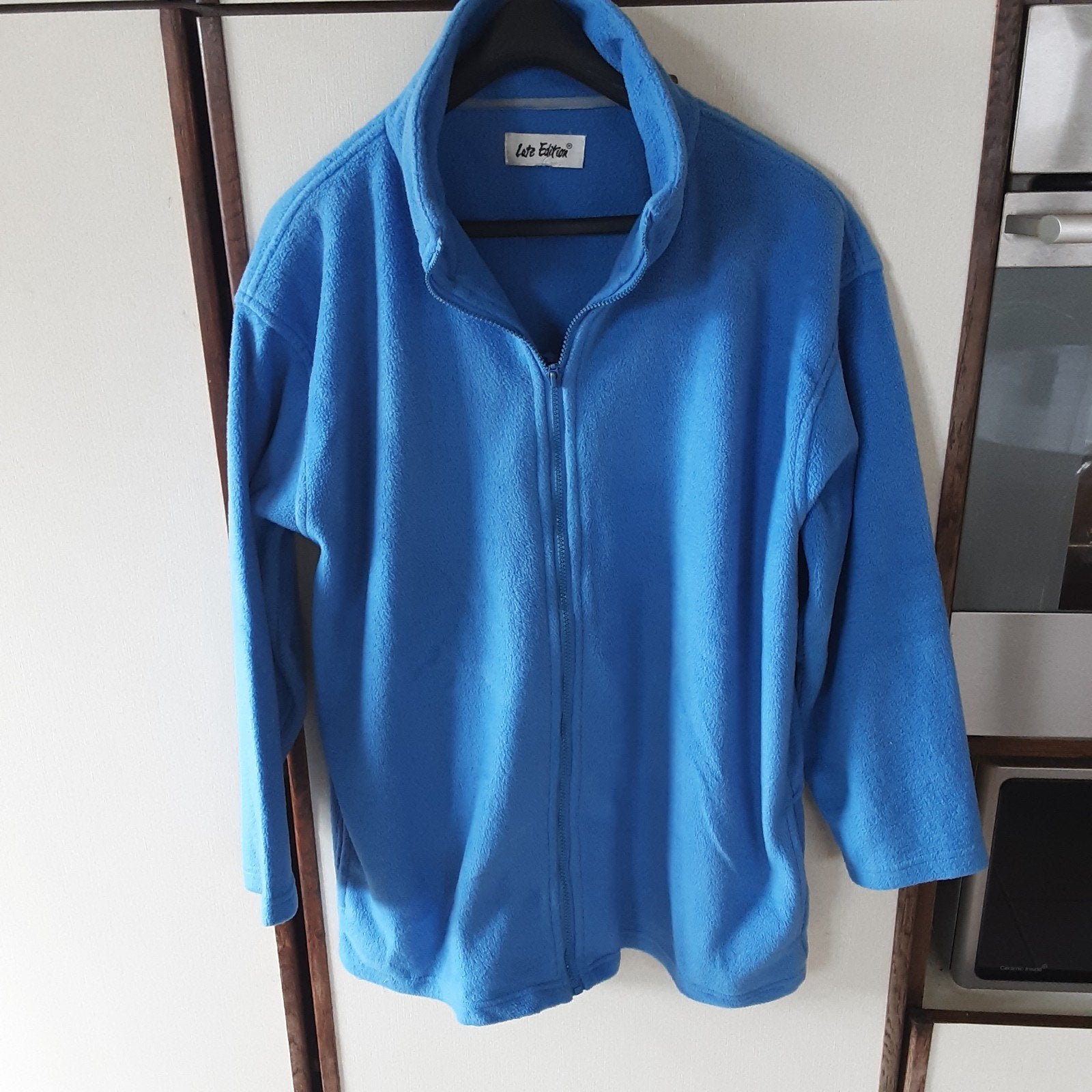 Fleece vestje maat large
Zo goed als nieuw
Bekijk ook eens m, Enlèvement ou Envoi, Comme neuf, Bleu