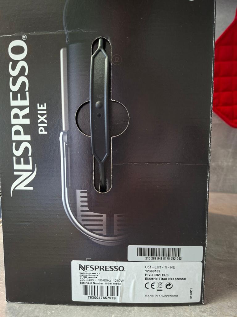 Nespresso Pixie C61 EU3 Made in Switzerland, Enlèvement