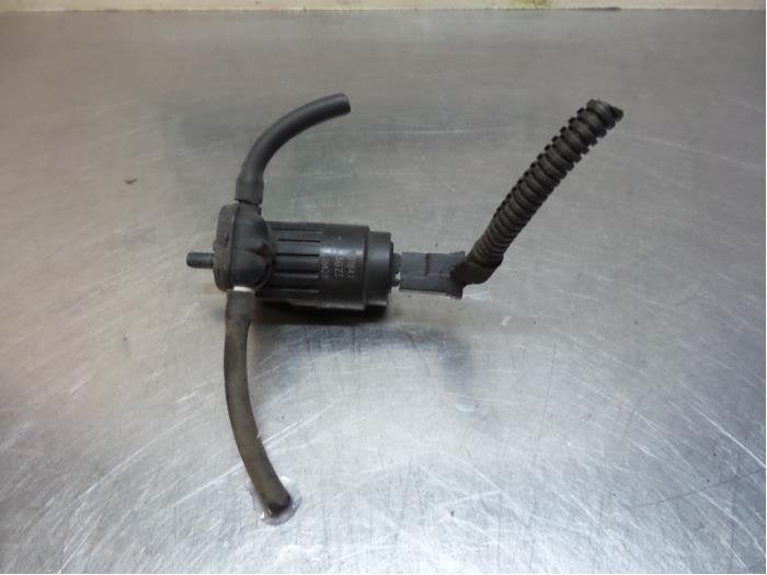 Ruitensproeierpomp voor van een Fiat Panda (Panda 03-), Gebruikt, -, -, Ophalen of Verzenden