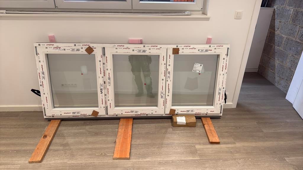 Chassis PVC Aluplast de couleur blanc, Bricolage & Construction, Enlèvement, Neuf