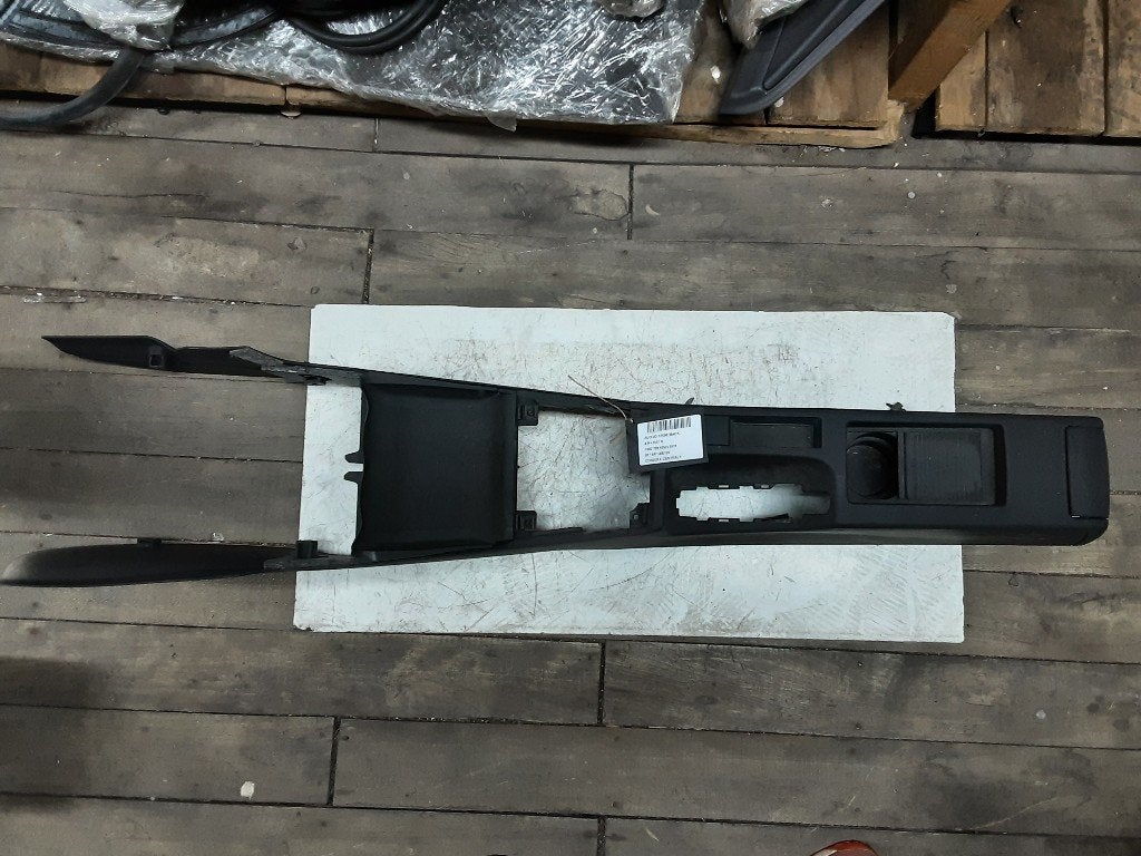 CONSOLE CENTRALE Audi A3 Sportback (8PA) (8P863244), Mevr. I. Hauben, Audi, Utilisé, Rue de l'Espoir 34 34
4030  GRIVEGNÉE, BE