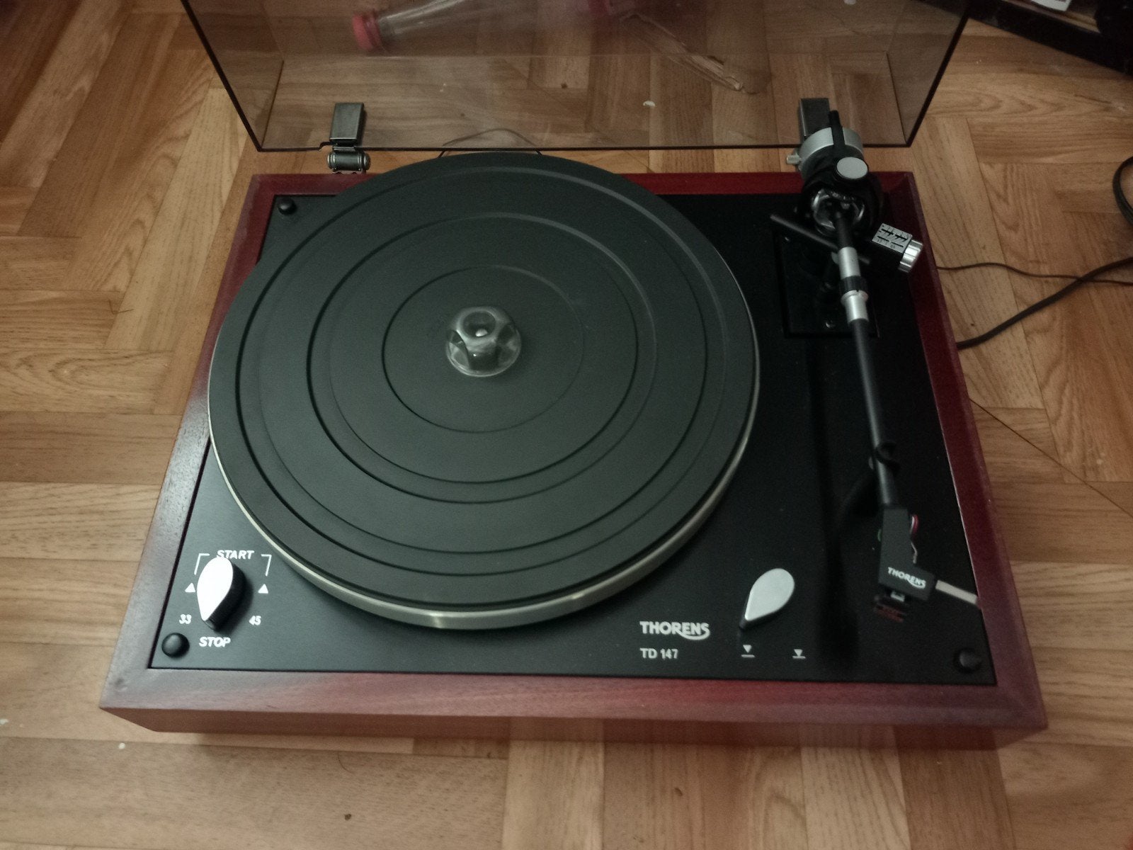 platine vinyle vintage Thorens TD 147, Enlèvement, Thorens