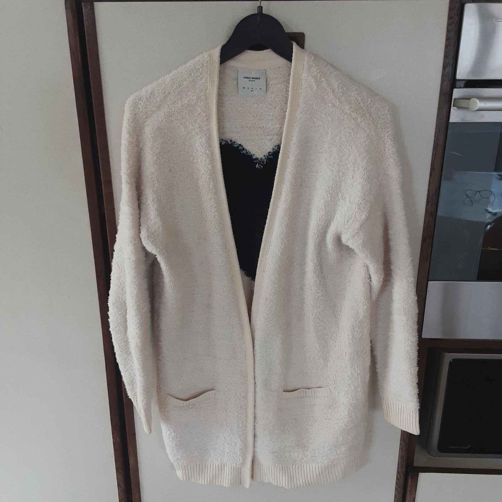 witte gilet Maat medium
zachte stof
in goede staat
merk vera, Ophalen of Verzenden
