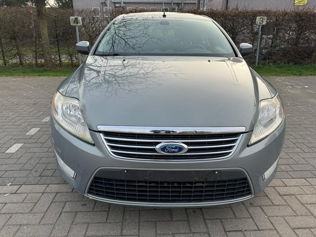 Mondeo Ghia 1.8 Tdci 186000 km Airco, Autos, Achat, Entreprise, Mondeo, Boîte manuelle