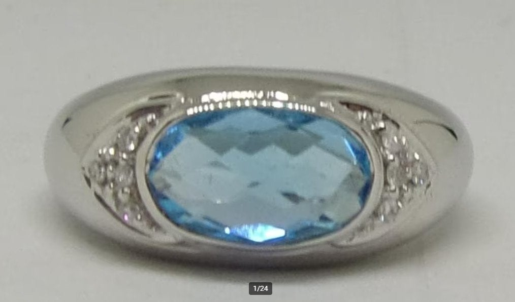 Nouvelle bague en or blanc avec topaze bleue et diamants, Neuf, 18 à 19, Or, Blanc