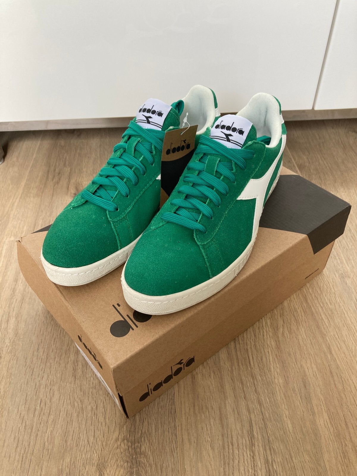 Diadora sneakers - maat 42 - groen, Vêtements | Hommes, Chaussures, Neuf, Enlèvement ou Envoi, Autres couleurs, Baskets
