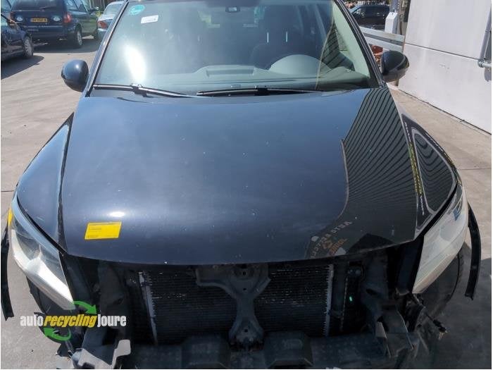Capot d'un Volkswagen Tiguan (LC9X), -, Volkswagen, -, 3 mois de garantie