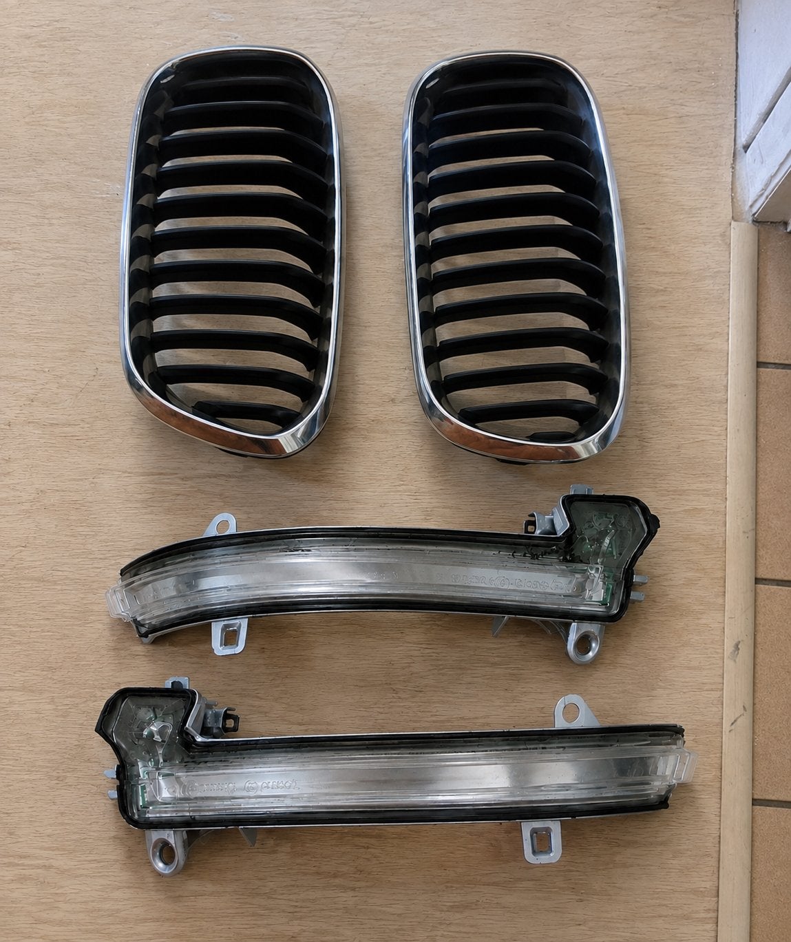 Originele BMW F20/F21 LCI Grills Repeaters en Spiegels, Auto-onderdelen, Ophalen of Verzenden, BMW