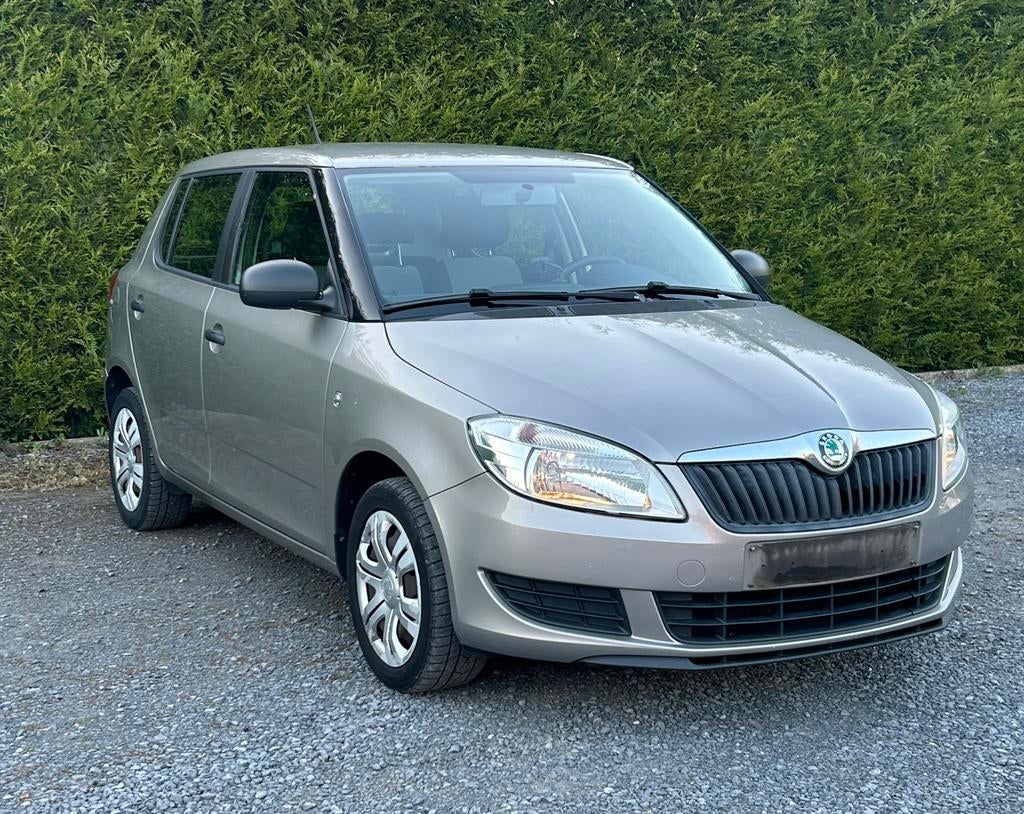 Skoda Fabia 2013/ benzine1.4 blanco gekeurd voor verkoop, Bedrijf, ABS, Te koop, Benzine