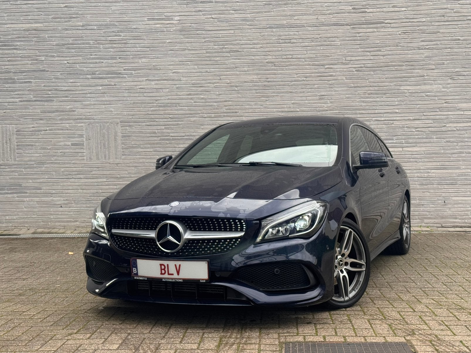 Mercedes CLA 180 AMG PACK, Auto's, CLA, Bedrijf, https://public.car-pass.be/vhr/4f0fe508-b01c-4a54-ba30-8ff8fb6cc332, Lichtmetalen velgen