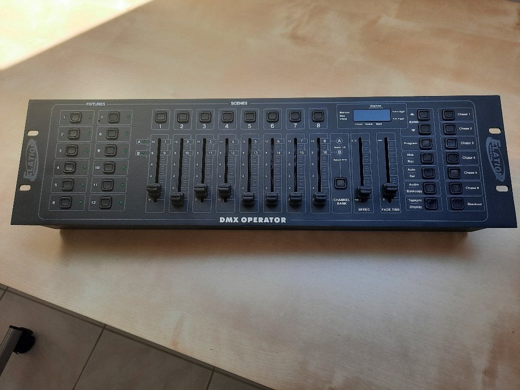 Lichtsturing Elation Professional., Muziek en Instrumenten, Ophalen, Zo goed als nieuw, Overige typen