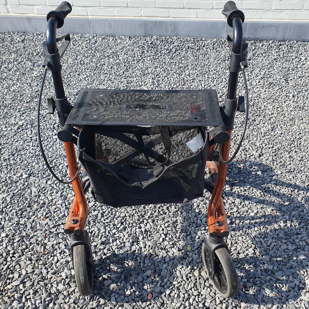 Mooie en stevige rollator te koop, Diversen, Ophalen, Opvouwbaar, Zo goed als nieuw
