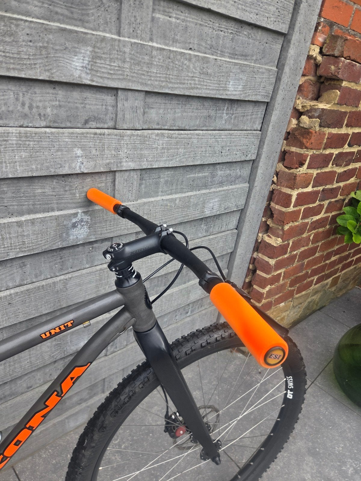 kona unit, Vélos & Vélomoteurs, Enlèvement