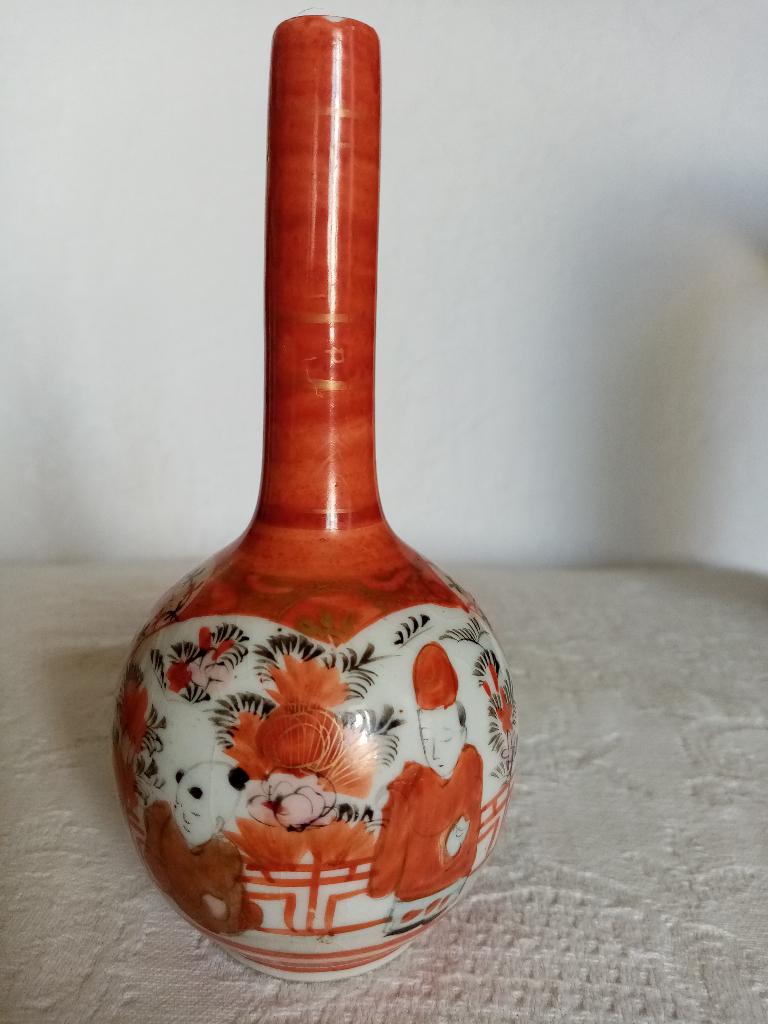 Japanse Kutani porseleinen flesvaas 1920 (14,80 cm), Antiek en Kunst, Ophalen of Verzenden