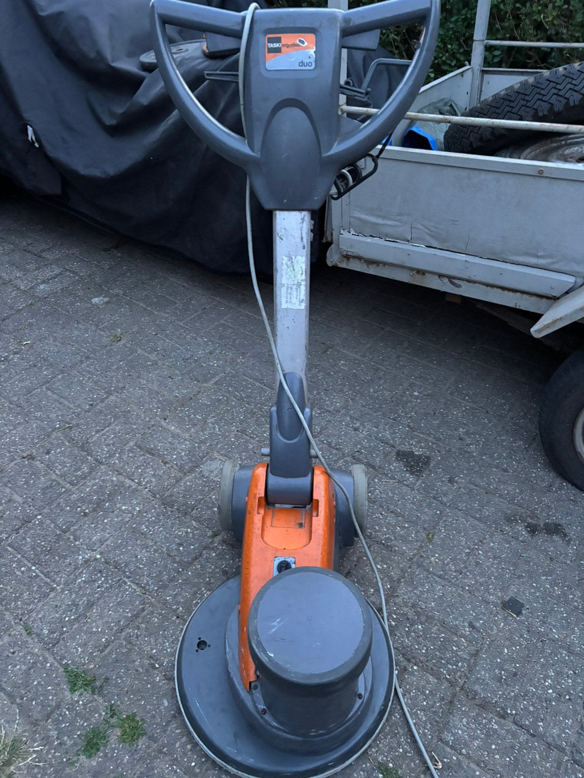 TASKI Ergodisc Duo Professionele Schrob- en Polijstmachine, Tuin en Terras, Ophalen of Verzenden, Zo goed als nieuw