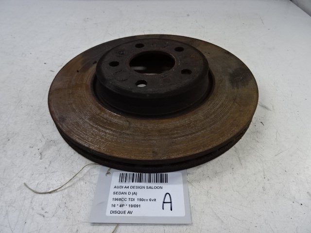 FREIN DISQUE AVANT Audi A4 (B9) (01-2015/11-2019), Auto-Union-Straße  1,
85057  Ingolstadt, DE, Info@audi.de, Audi, Utilisé
