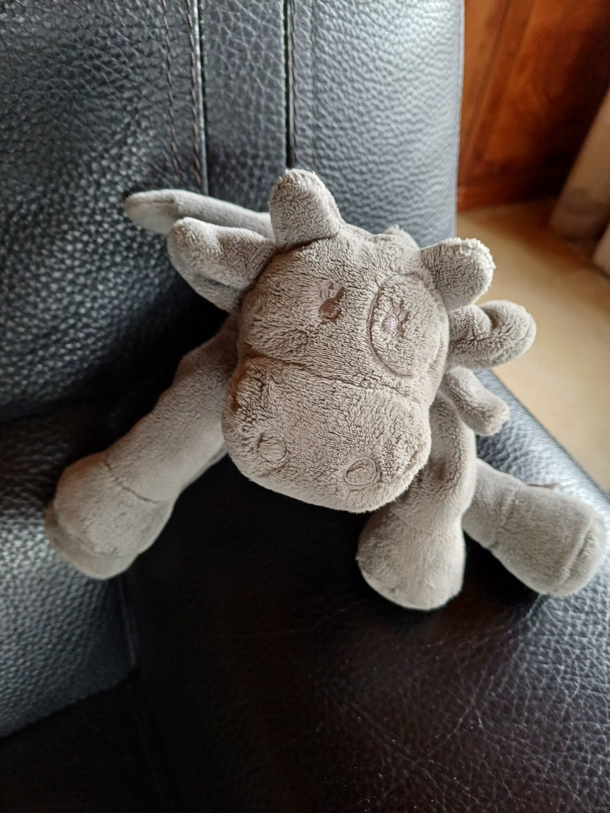 Jouet pour vache Noukie's Lola, à l'état neuf avec étiquette, Enfants & Bébés, Avec étiquette, Enlèvement ou Envoi, Comme neuf