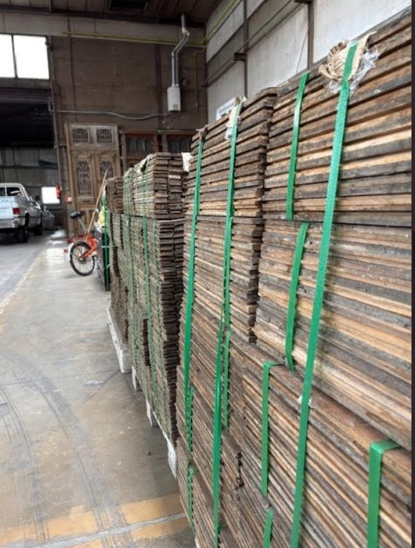 PARQUET VINTAGE EN CHÊNE : 30,3 m2 ! ! QUALITÉ SUPÉRIEURE !, Enlèvement