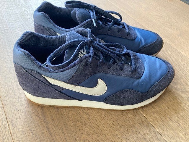 Nike sneakers maat 38,5 blauw/wit, Kleding | Dames, Nike, Ophalen of Verzenden, Blauw, Sneakers
