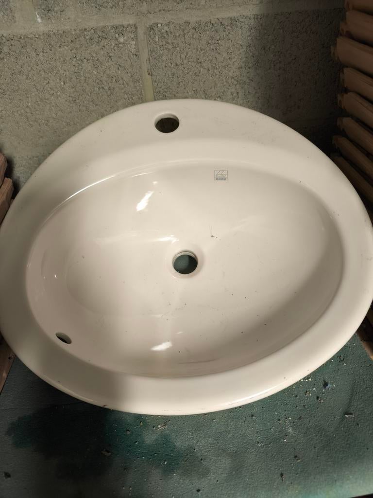Vasque en céramique, Enlèvement