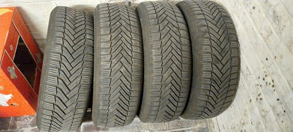 215-60-16 95H Banden, Ophalen, 16 inch, Winterbanden, Band(en)
