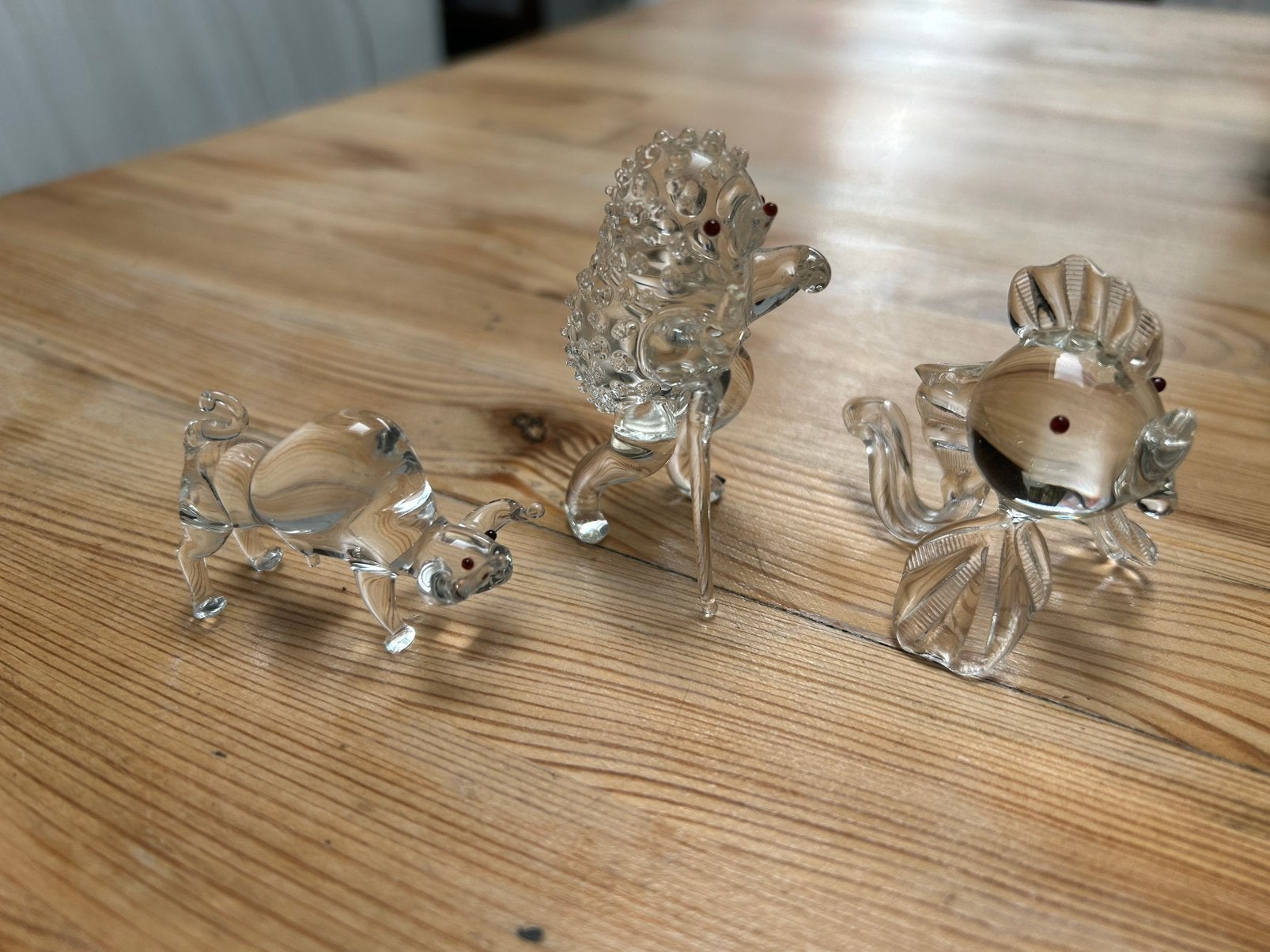 Glazen beeldjes, Ophalen