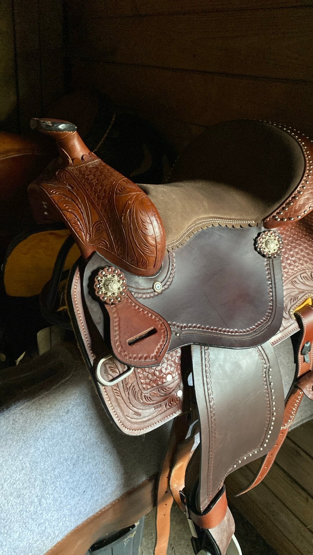 Western zadel, Animaux & Accessoires, Chevaux & Poneys | Selles, Enlèvement, Comme neuf, Course