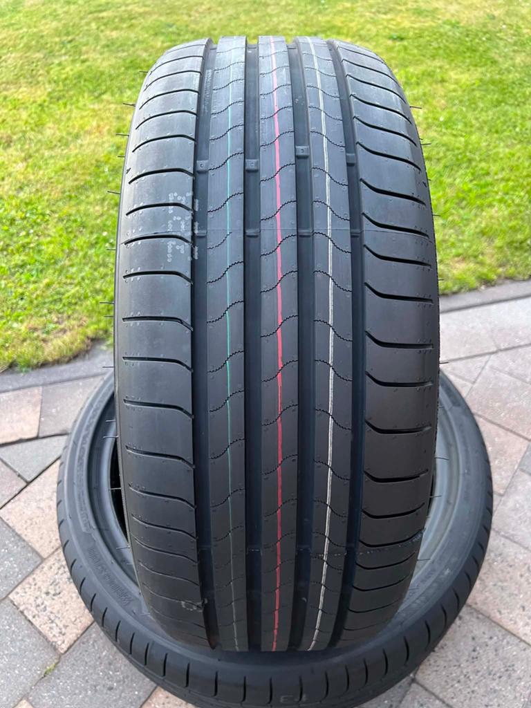 2 x PNEUS D'ÉTÉ BRIDGESTONE 225/40/R20 NEUFS, Autos : Pièces & Accessoires, Pneus & Jantes, Neuf, Véhicule de tourisme, Pneus été