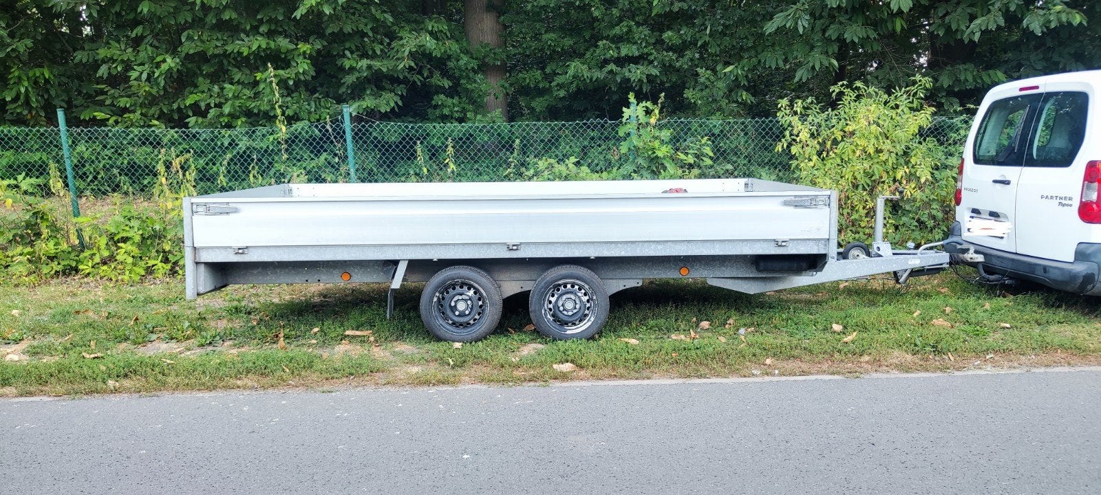 Remorque freinée Henra 2700kg mtm, Offres d'emploi, Emplois | Chauffeurs