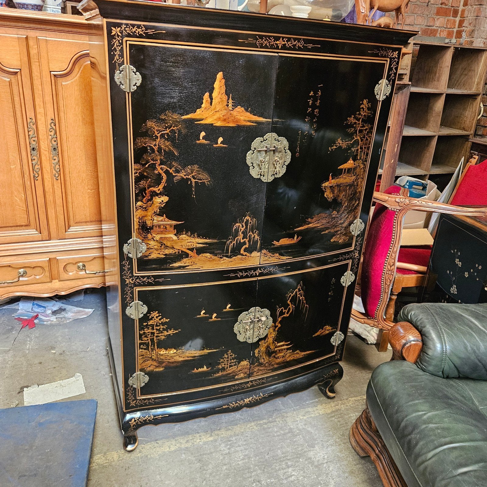 Prachtige Chinese kasten, Ophalen
