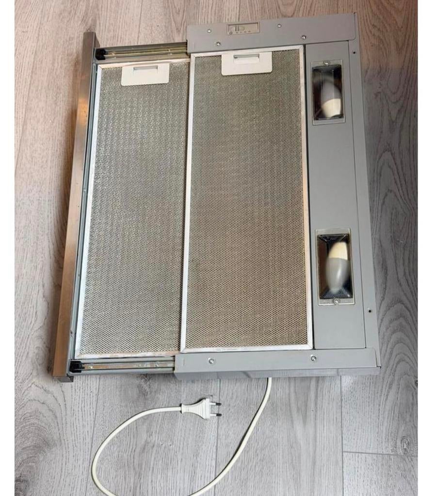 ETNA AV560RVS - Vlakscherm uitschuifbare afzuigkap - 60 cm, Elektronische apparatuur, Ophalen of Verzenden, Zo goed als nieuw