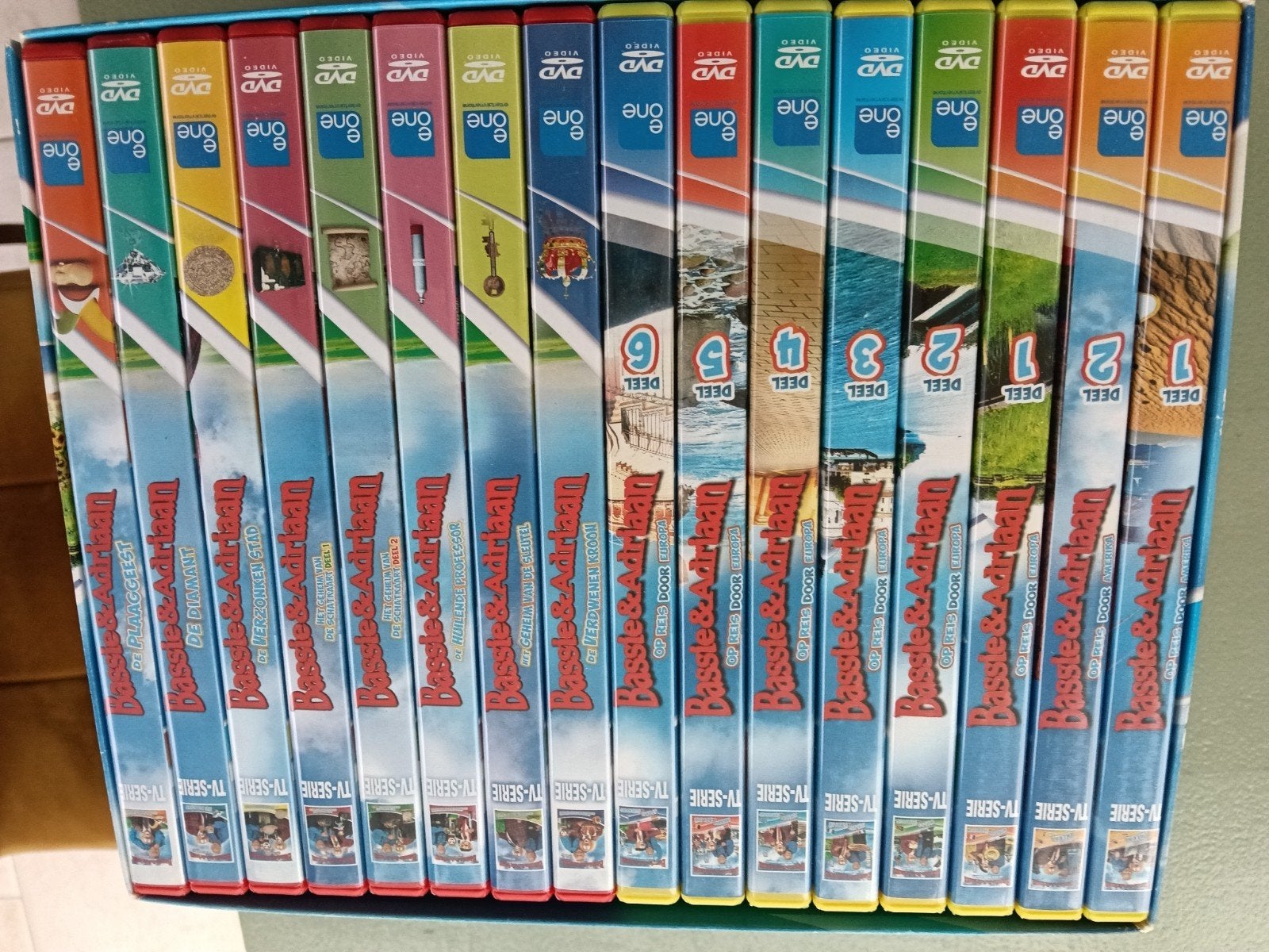 DVD BOX BASSIE EN ADRIAAN, Enlèvement ou Envoi, Neuf, dans son emballage