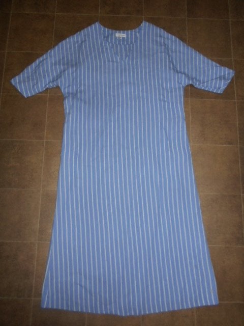 Robe Terre bleue/Taille 36, Vêtements | Femmes, Robes, Enlèvement ou Envoi, Terre Bleue, Taille 36 (S), Comme neuf