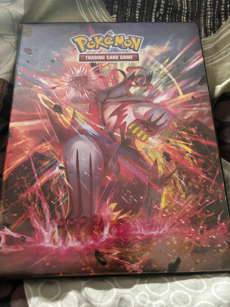 Pokémon kaarten waarde 255.25 euro, Verzenden, Zo goed als nieuw
