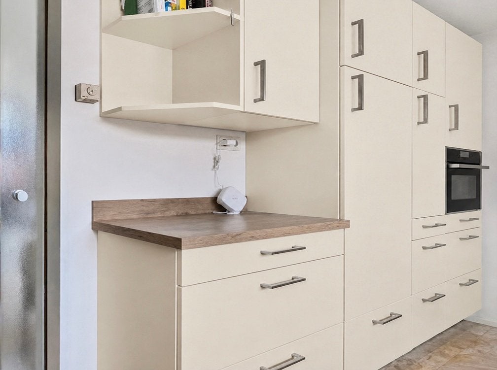 Ardi keuken, MDF, met houten werkblad en NEFF apparatuur, Ophalen, Gebruikt, Crème, Hout