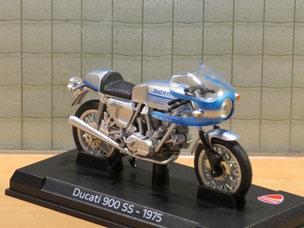 Ducati 900 SS 1975 1:24, Hobby en Vrije tijd, Modelauto's | 1:24, Ophalen of Verzenden, Nieuw, Motor, Overige merken