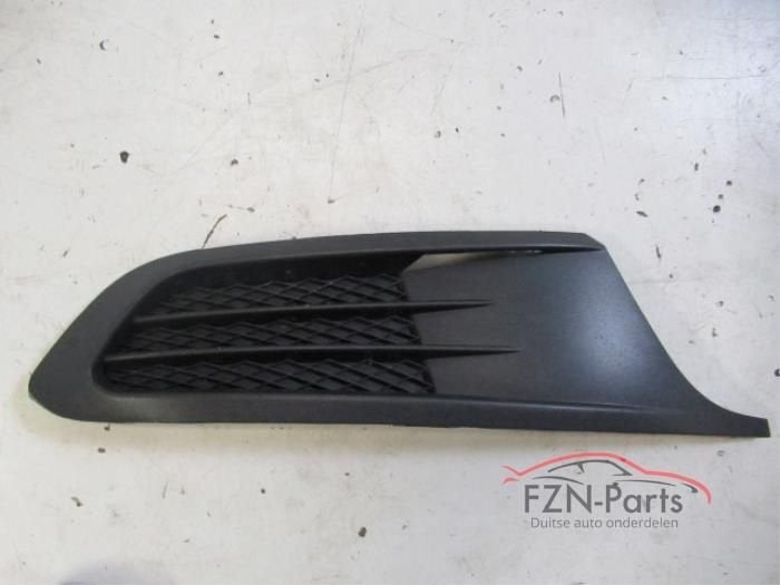 VW Jetta 5C Inleg Voorbumper Rechts, Auto-onderdelen, Ophalen of Verzenden, Gebruikt, Voor, Bumper