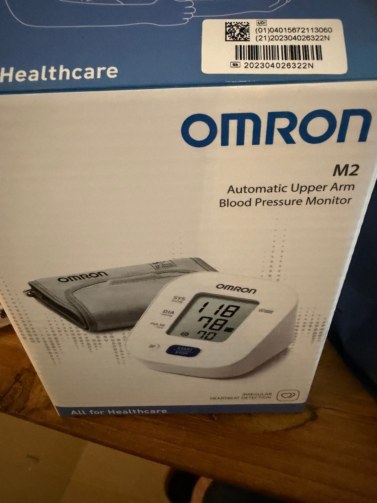 Tensiomètre OMRON M2 – brassard bras 22-32 cm – avec boîte, Enlèvement ou Envoi, Comme neuf