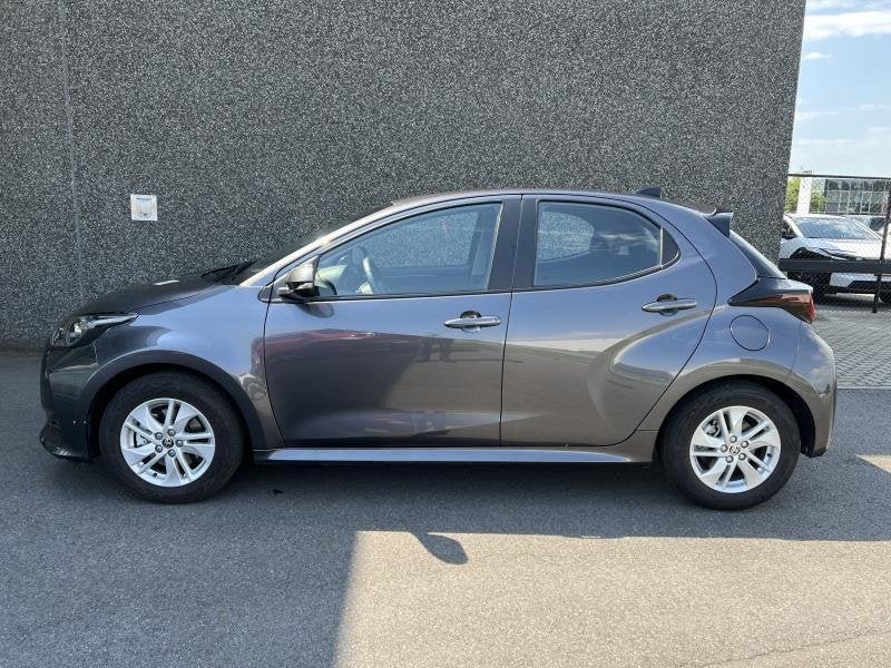 Toyota Yaris 1.5 Hybrid Dynamic, https://public.car-pass.be/vhr/f95db200-f7d7-4bbe-8bb2-f95d9705cd1f, Achat, Euro 6, 116 ch