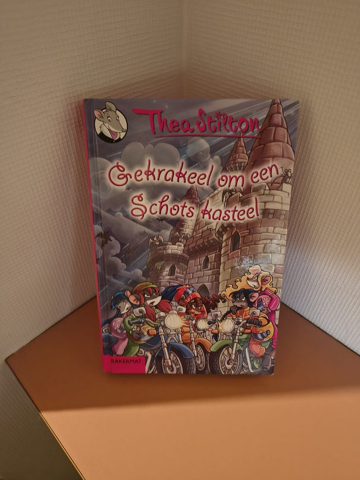 Thea Stilton - Gekrakeel om een schots kasteel, Boeken, Ophalen, Thea Stilton